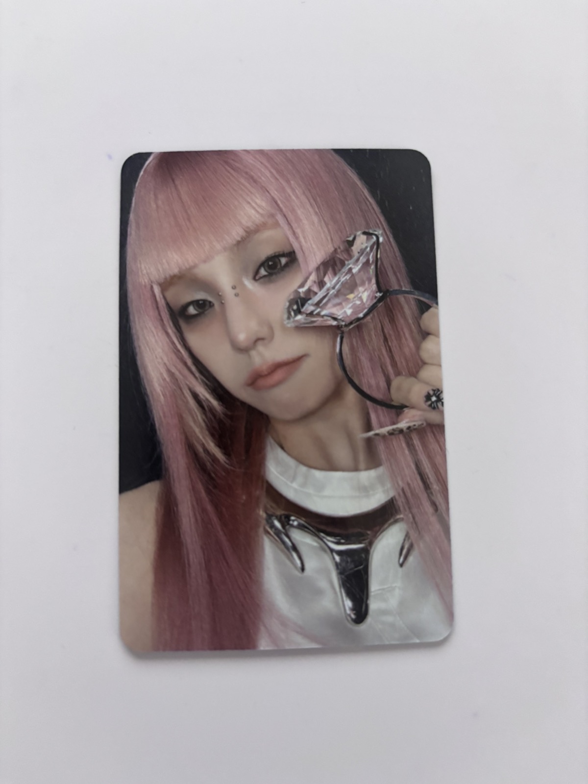 viber_image_2026-09-09_10-43-59-725 ITZY Official Photocard - Motto Applemusic POB Yeji - Image 1